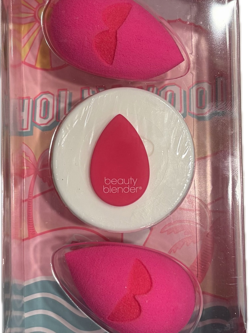 Unopened beautyblender Hot Pink Sponge Set with soap